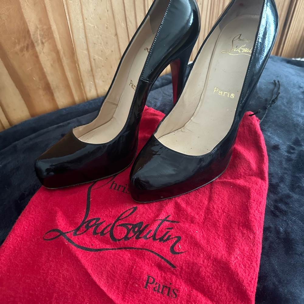 Christian Louboutin black pumps size 8